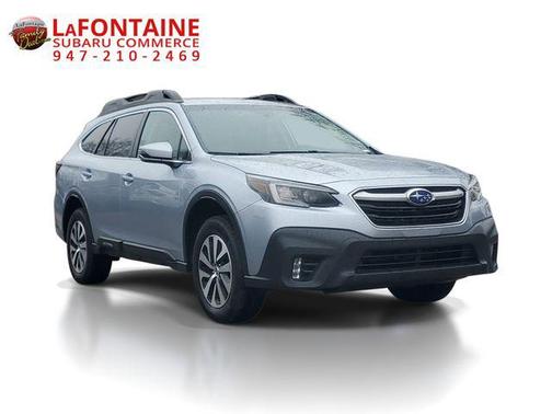 Ice Silver Metallic 2022 Subaru Outback Premium