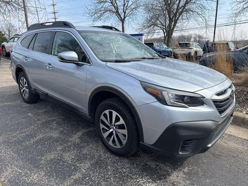 Ice Silver Metallic 2022 Subaru Outback Premium