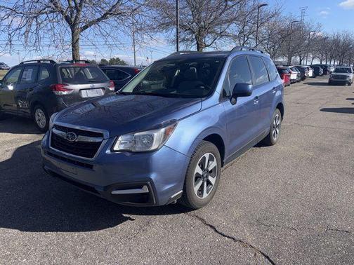 Quartz Blue Pearl 2018 Subaru Forester 2.5i Premium