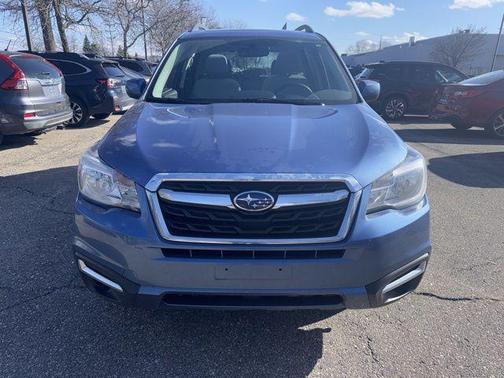 Quartz Blue Pearl 2018 Subaru Forester 2.5i Premium
