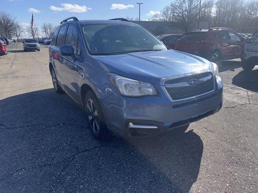 Quartz Blue Pearl 2018 Subaru Forester 2.5i Premium