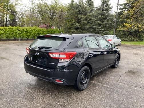 2019 Subaru Impreza 2.0i