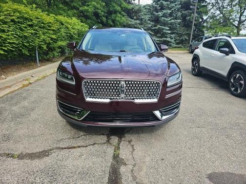 2019 Lincoln Nautilus Select