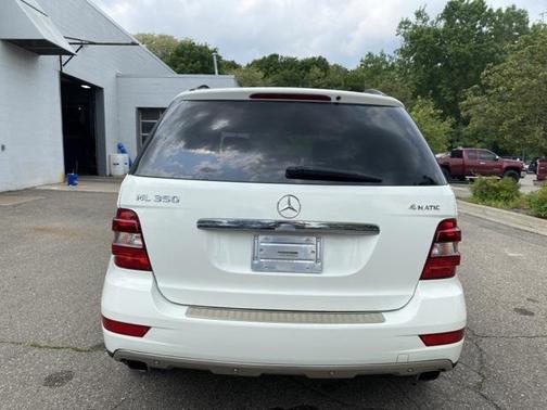 2010 Mercedes-Benz M-Class 4MATIC