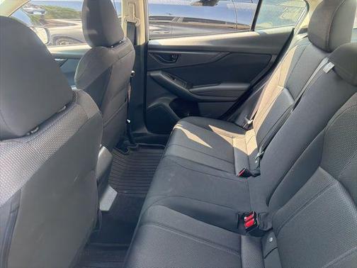 Ice Silver Metallic 2020 Subaru Impreza Premium Sedan