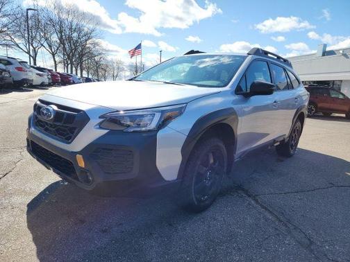 Ice Silver Metallic 2025 Subaru Outback Wilderness