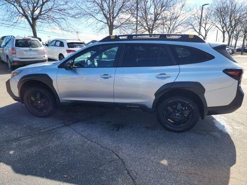 Ice Silver Metallic 2025 Subaru Outback Wilderness