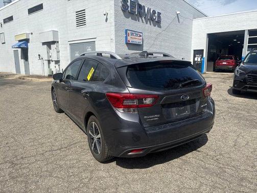 Magnetite Gray Metallic 2023 Subaru Impreza 2.0i Premium