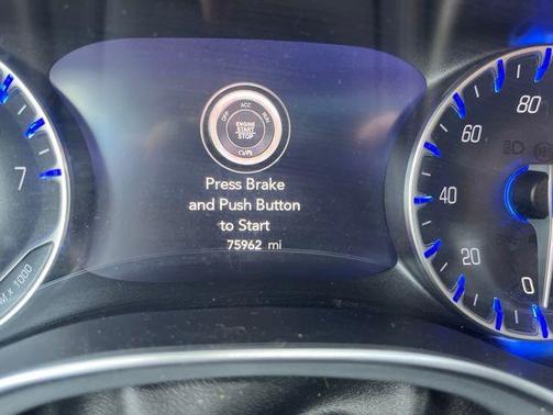 Bright White Clearcoat 2019 Chrysler Pacifica Limited