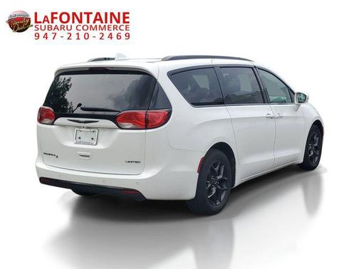 Bright White Clearcoat 2019 Chrysler Pacifica Limited