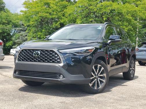 Jet Black 2024 Toyota Corolla Cross XLE