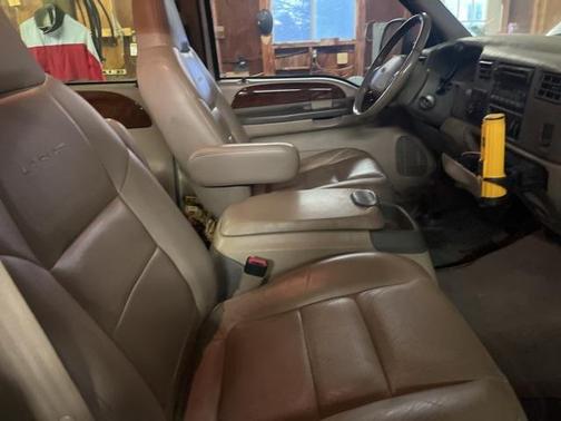 2001 Ford F-350 Lariat