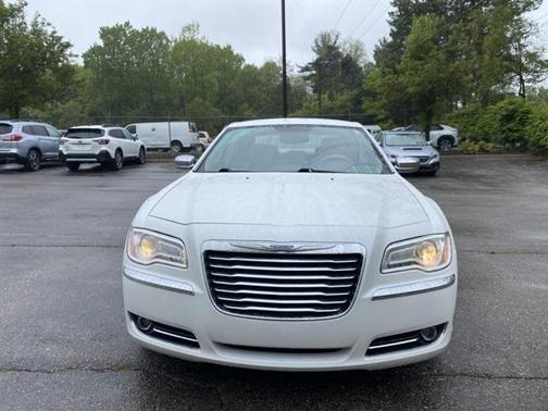 2012 Chrysler 300 Limited