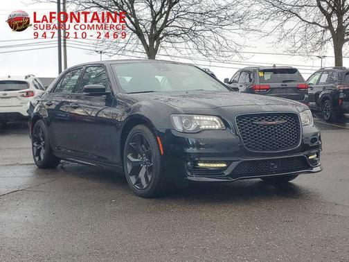 2022 Chrysler 300 S