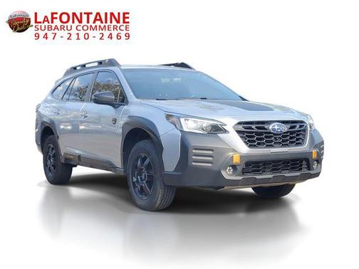 Ice Silver Metallic 2022 Subaru Outback Wilderness