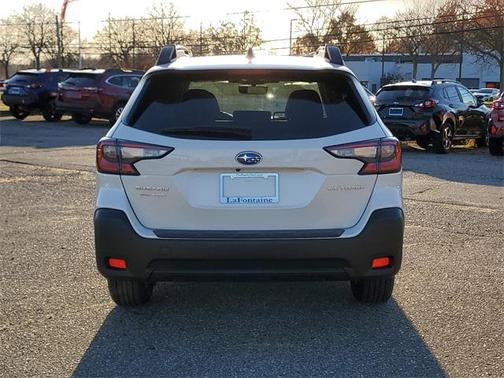 2025 Subaru Outback Premium