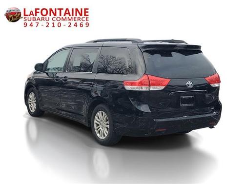 2012 Toyota Sienna XLE