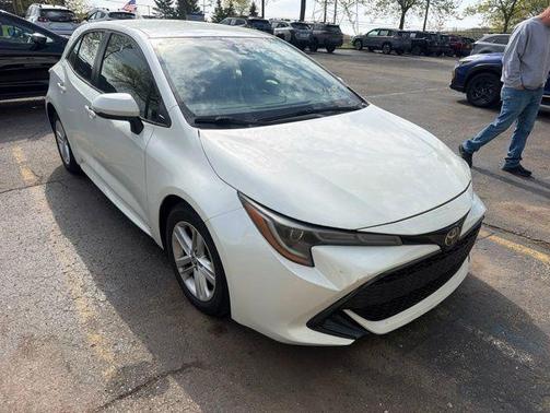 Blizzard Pearl 2020 Toyota Corolla SE