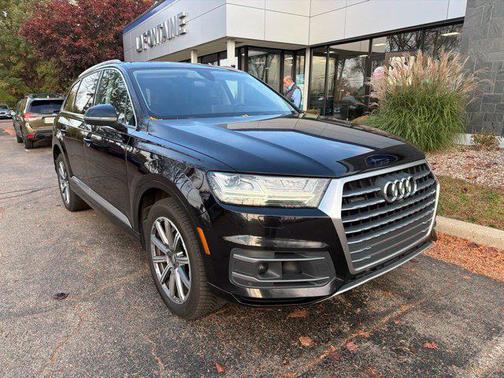 Black 2018 Audi Q7 3.0T Premium Plus