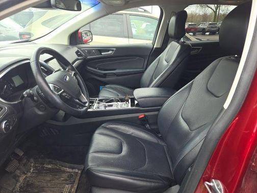 Ruby Red Metallic Tinted Clearcoat 2019 Ford Edge Titanium