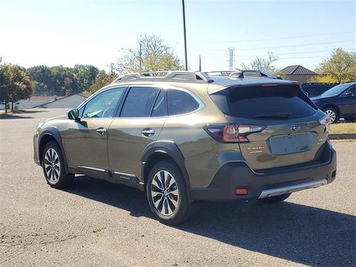 2025 Subaru Outback Touring XT