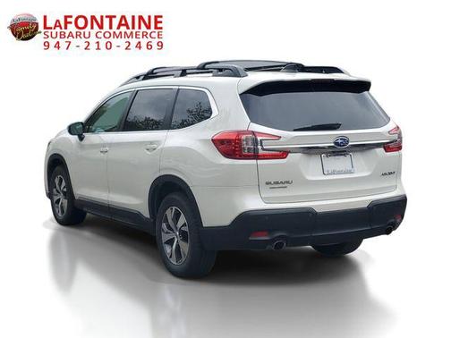 Crystal White Pearl 2023 Subaru Ascent Premium 8-Passenger