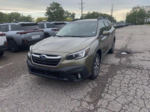 Autumn Green Metallic 2020 Subaru Outback Premium