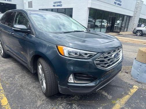 Sea Green 2019 Ford Edge Titanium