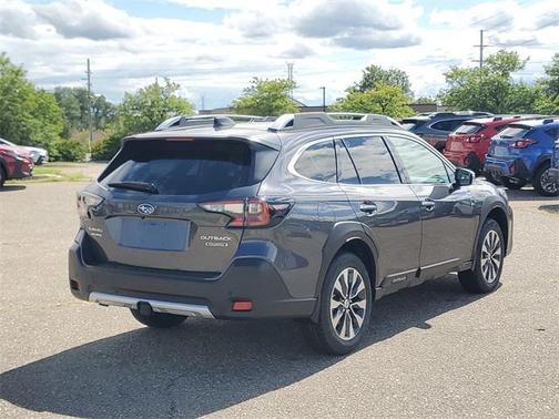 2025 Subaru Outback Touring