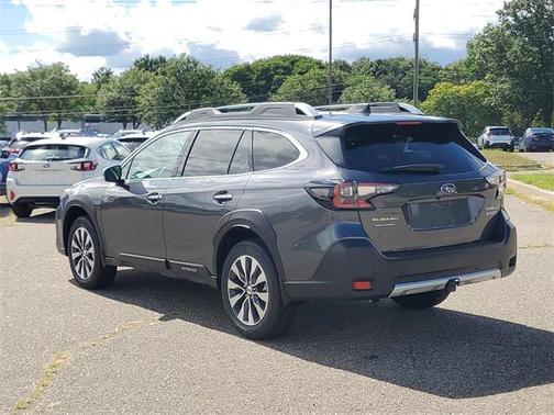 2025 Subaru Outback Touring