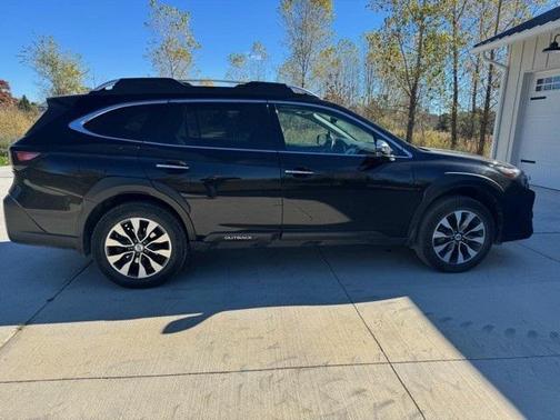 2023 Subaru Outback Touring