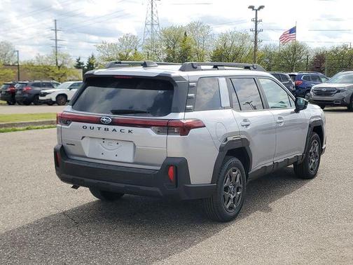 Ice Silver Metallic 2026 Subaru Outback Premium