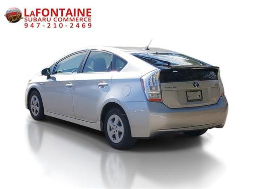 2010 Toyota Prius III