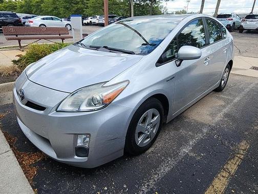 2010 Toyota Prius III