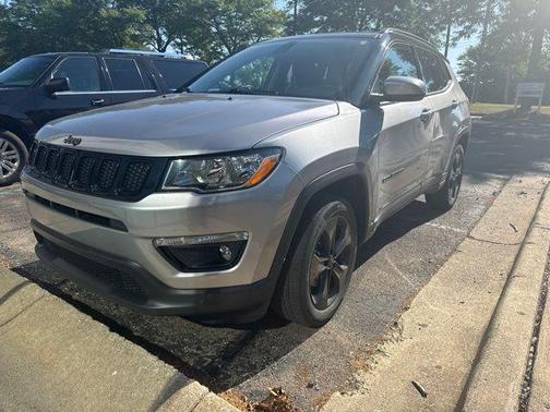 Billet Silver Metallic Clearcoat 2018 Jeep Compass Latitude