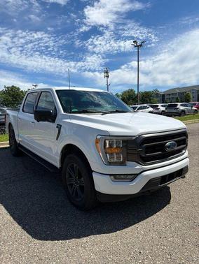 Oxford White 2023 Ford F-150 XLT