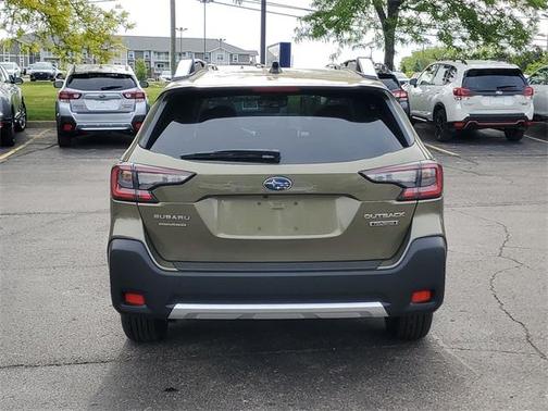 2025 Subaru Outback Touring