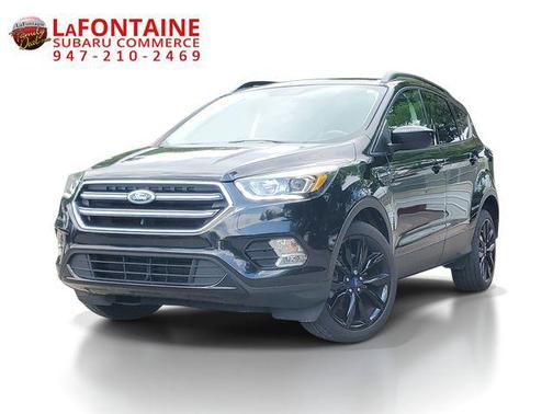 Shadow Black 2018 Ford Escape SE