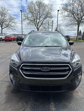 Shadow Black 2018 Ford Escape SE
