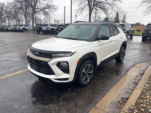 Iridescent Pearl Tricoat 2023 Chevrolet Trailblazer RS