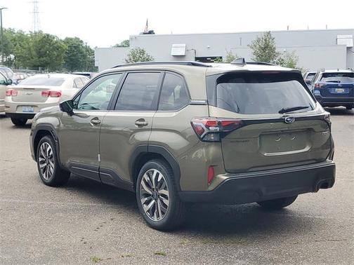2025 Subaru Forester Touring