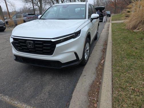 Platinum White Pearl 2023 Honda CR-V LX AWD