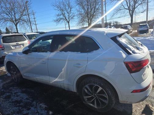 2023 Audi Q5 45 S line Premium Plus