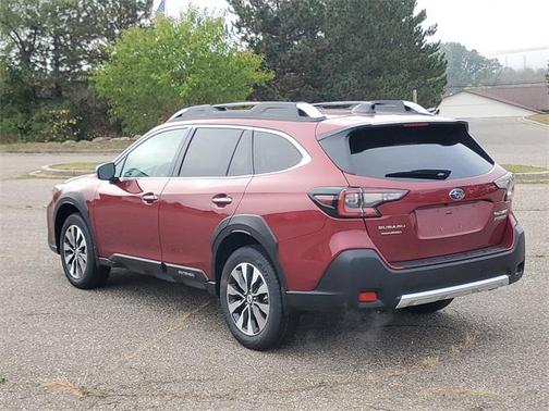 2025 Subaru Outback Touring XT
