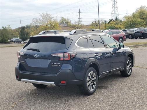 2025 Subaru Outback Touring XT