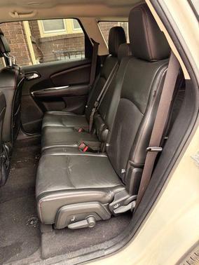 Vice White 2019 Dodge Journey GT