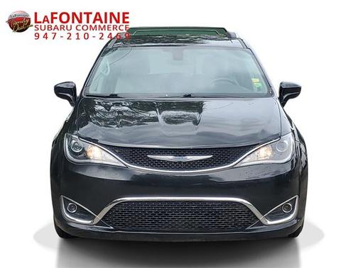 2018 Chrysler Pacifica Touring-L