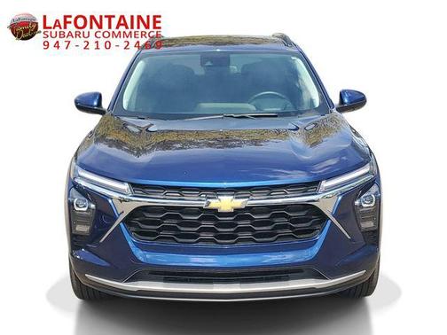 Blue Glow Metallic 2024 Chevrolet Trax LT