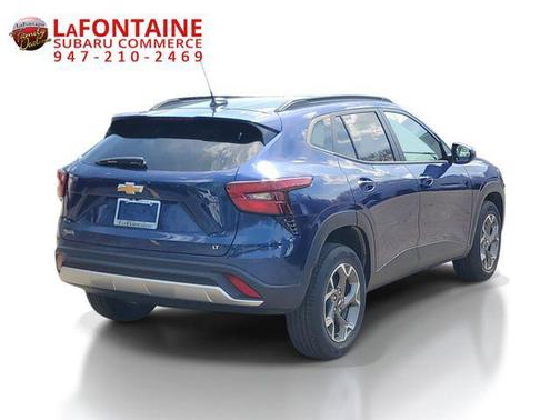 Blue Glow Metallic 2024 Chevrolet Trax LT