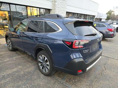 Cosmic Blue Pearl 2024 Subaru Outback Limited